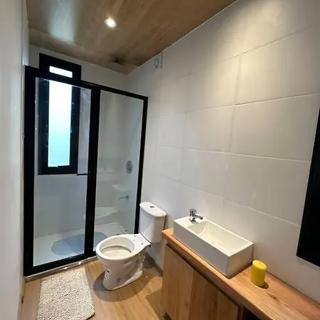Tiny House En Pleno Bosque A Metros De La Laguna Chascomus Exterior photo