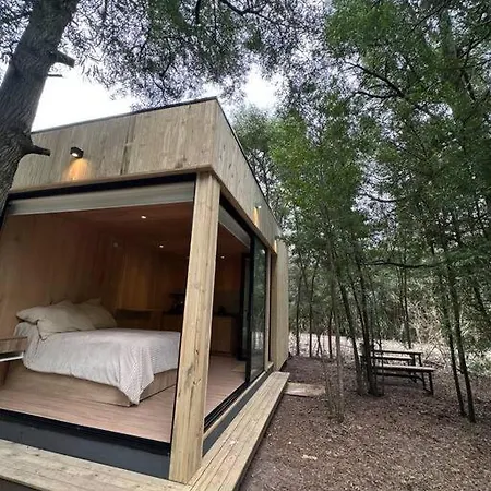 Tiny House En Pleno Bosque A Metros De La Laguna Chascomus Exterior photo